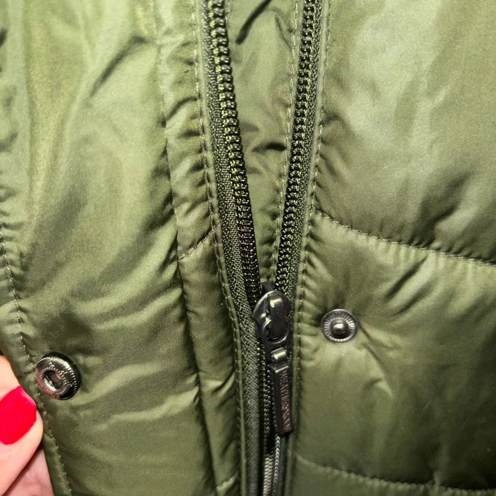 Weatherproof Olive Puffer Jacket with Black Faux Fur Collar